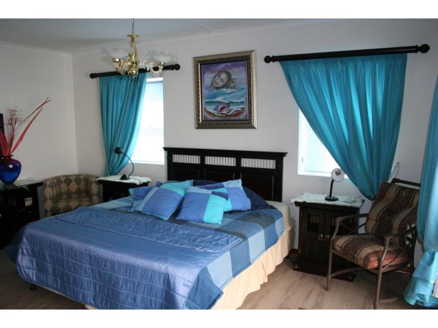 5 Bedroom Property for Sale in Stilbaai Wes Western Cape